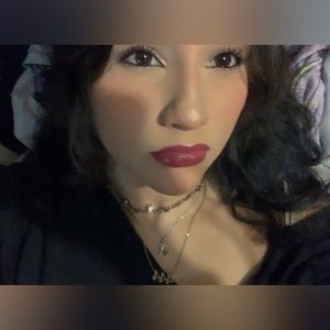 Meet your Posher, Eliana